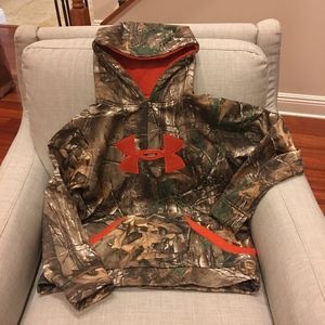 Under Armour, Camo or  Real Tree, Fleece Hoodie